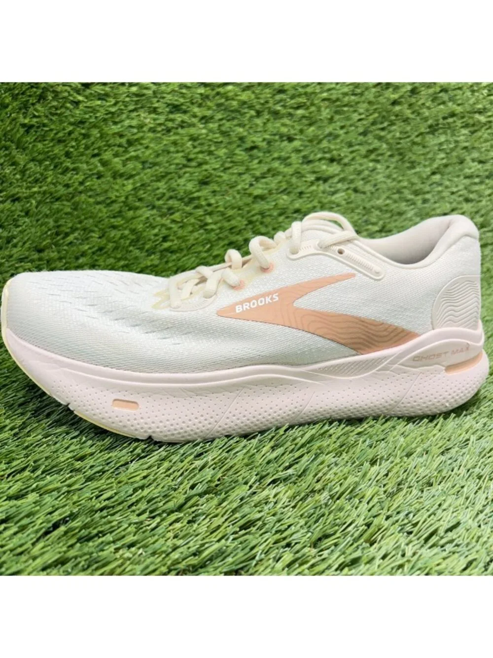 Brooks wear soles